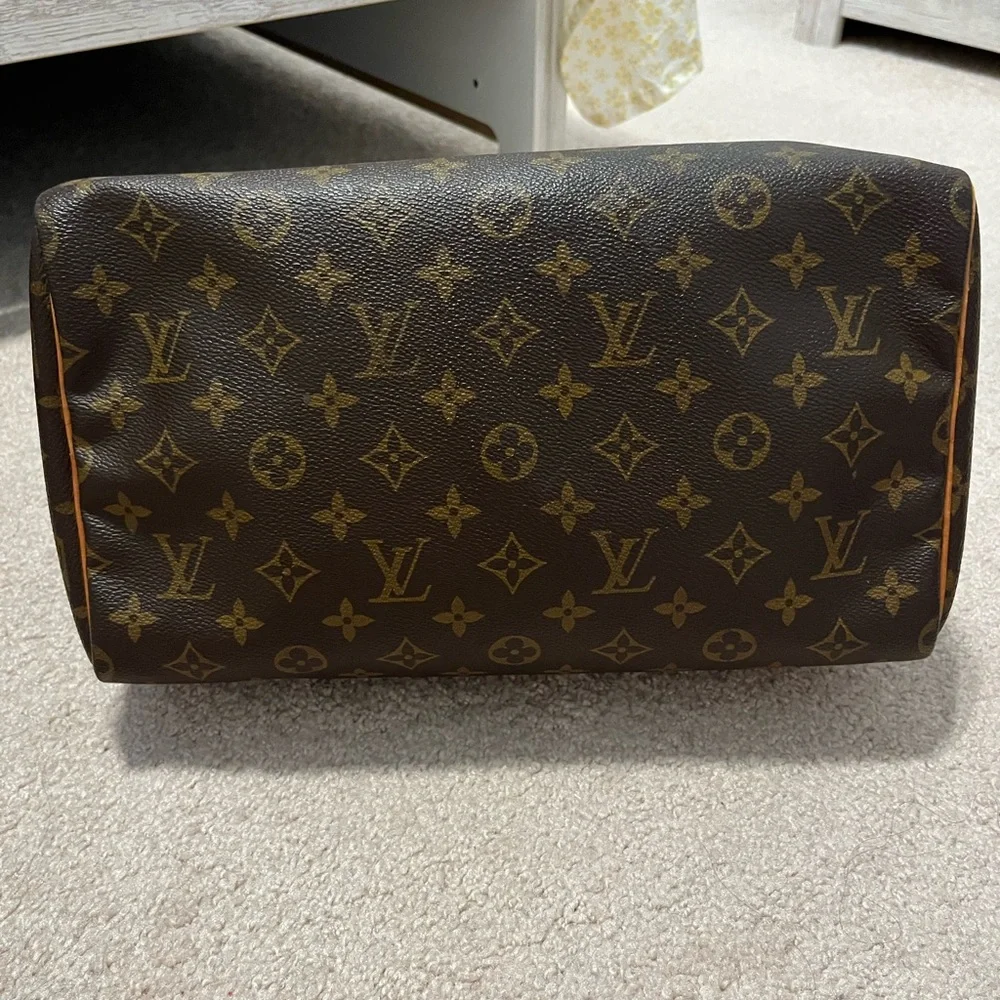 SOLD AUTHENTIC Louis Vuitton Brown Monogram Speedy 30 - Picture 8 of 15